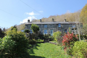 2 Bryn Eglwys, Porthmadog